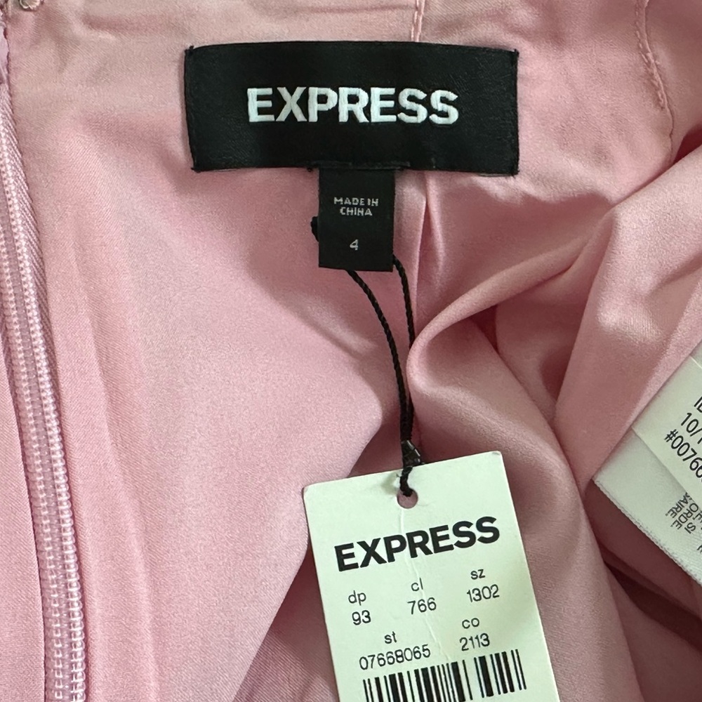 NWT Express pink skirt
